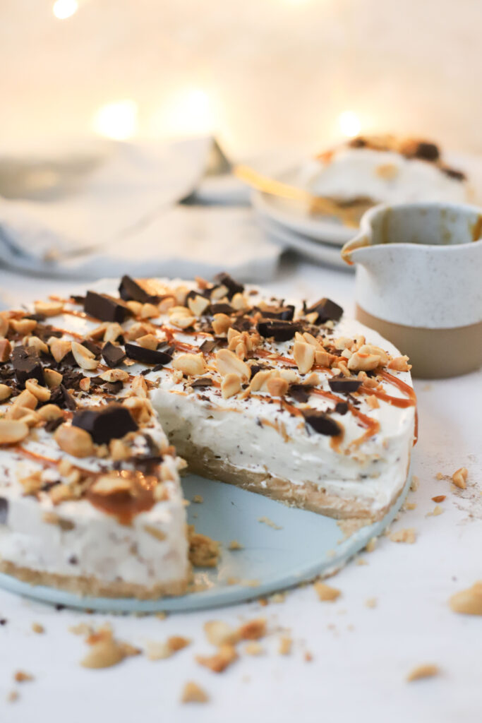 No bake snickers cheesecake